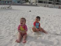 girlsinsand